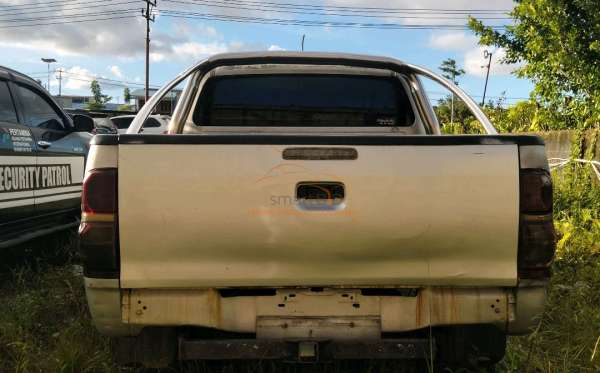 TOYOTA HILUX 2.5 E 4X4 DC
