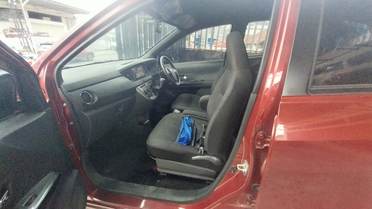 DAIHATSU SIGRA  R
