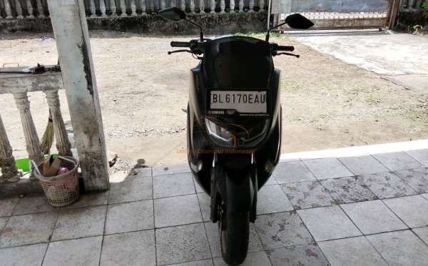 YAMAHA  NMAX