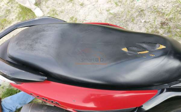 YAMAHA NMAX 155