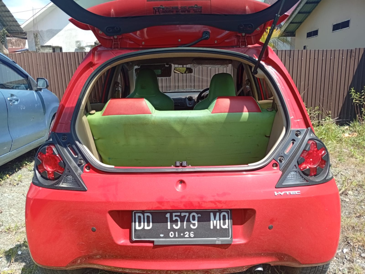 HONDA  BRIO  SATYA DD1 1.2 S