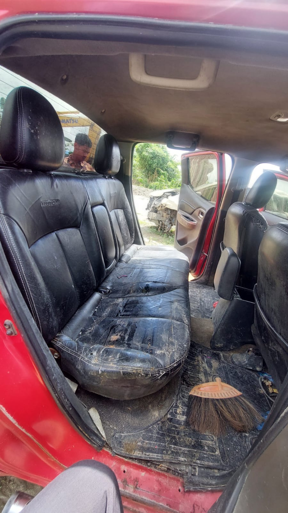 MITSUBISHI  TRITON DC EXCEED (4X4)