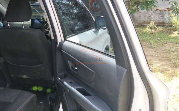 DAIHATSU XENIA
