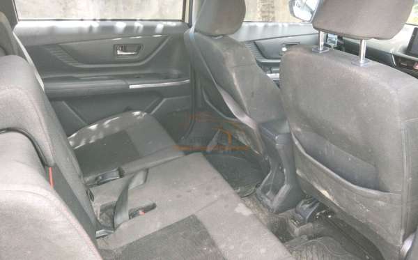 DAIHATSU XENIA