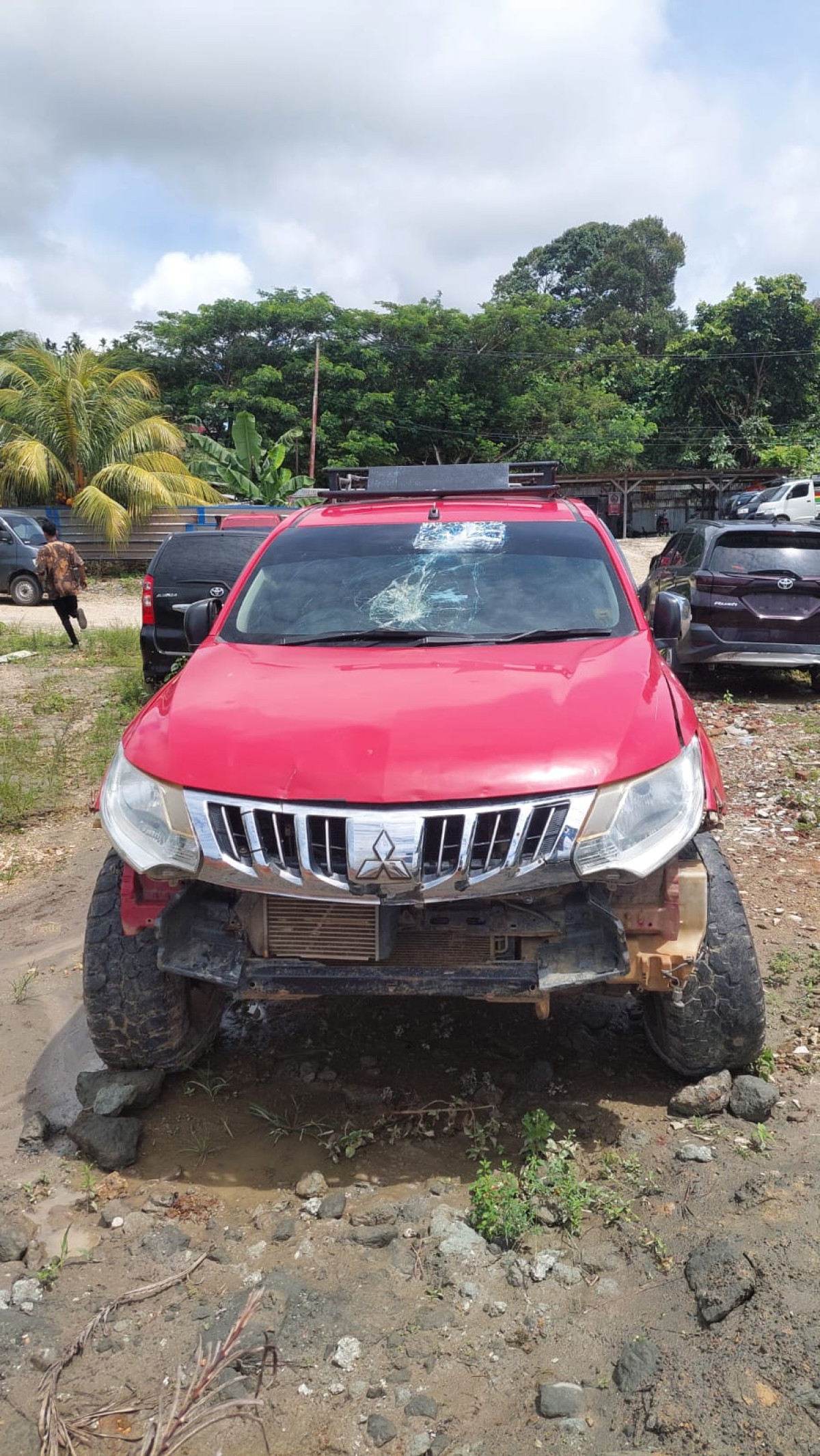 MITSUBISHI  TRITON DC EXCEED (4X4)