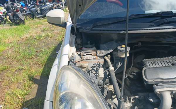 HONDA  BRIO  DD2 1.3 E