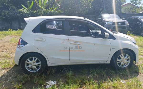 HONDA  BRIO  DD2 1.3 E