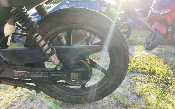 HONDA CB 150 Verza