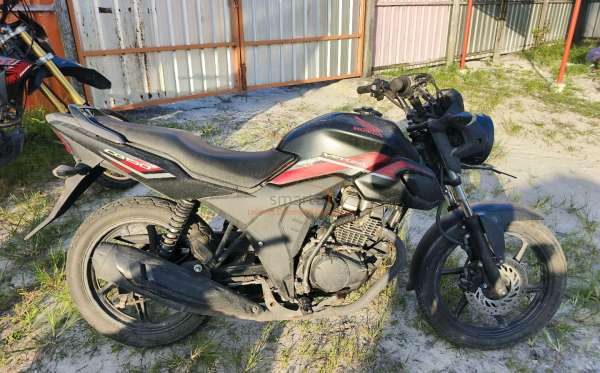 HONDA CB 150 Verza