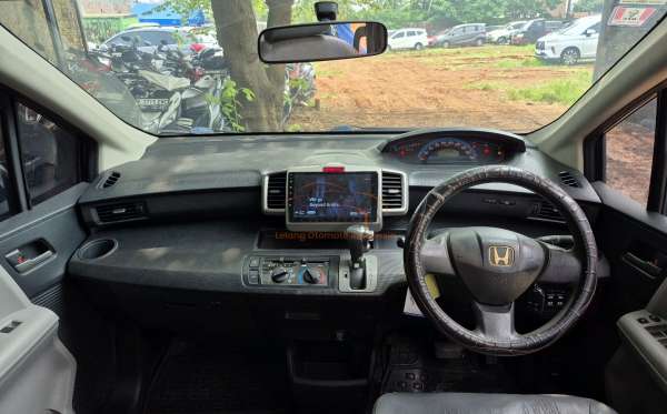 HONDA FREED GB3 1.5 E