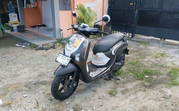 HONDA  SCOOPY