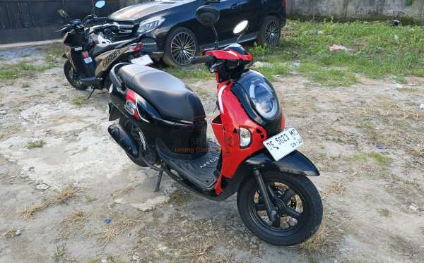 HONDA SCOOPY