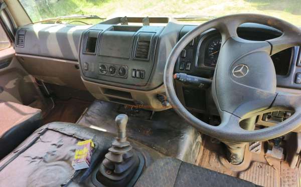 MERCEDES BENZ AXOR 2528 CH (6X4)