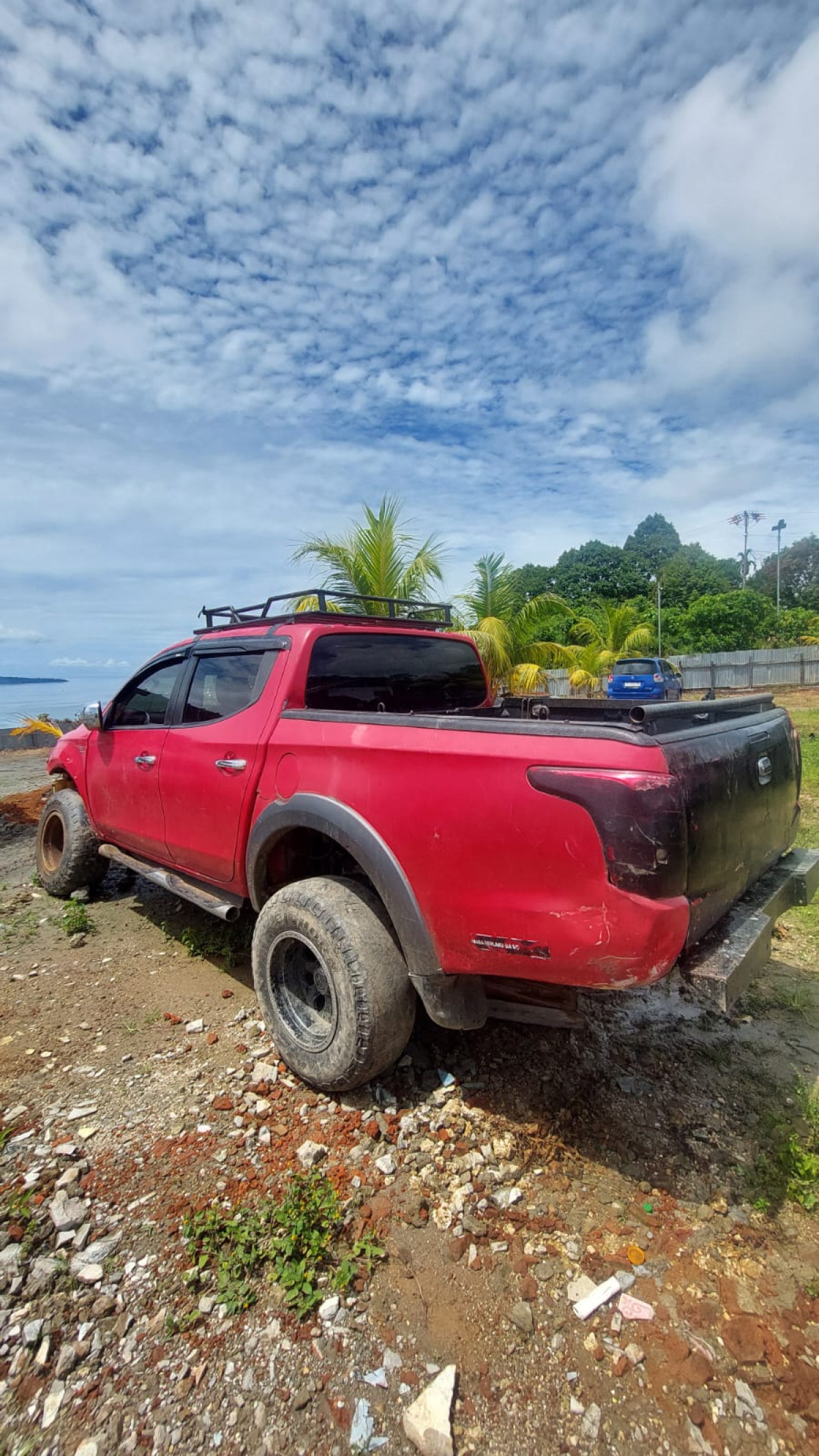MITSUBISHI  TRITON DC EXCEED (4X4)