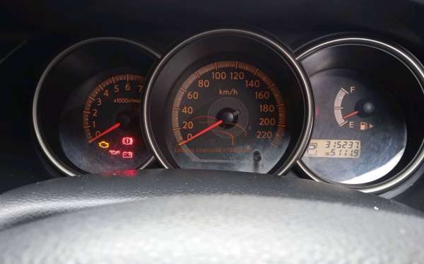 NISSAN GRAND LIVINA 1.5 X – GEAR