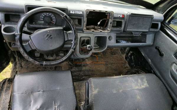 SUZUKI  CARRY  CL PICK UP
