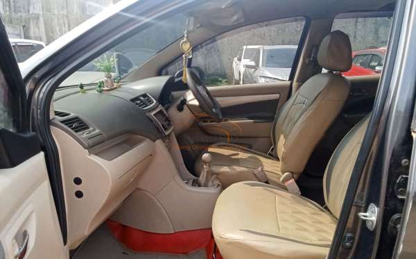SUZUKI ERTIGA