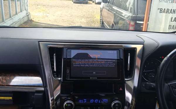 TOYOTA ALPHARD 2.5 G