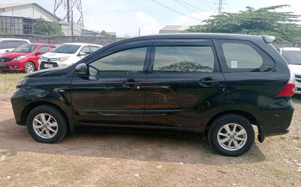 TOYOTA AVANZA 1.3 G