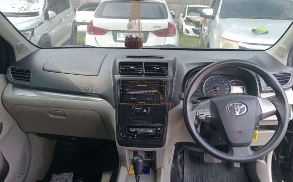 TOYOTA AVANZA 1.3 G
