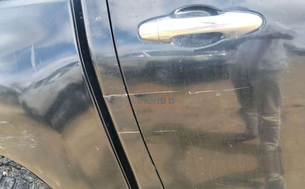 TOYOTA HILUX 2.4G DC 4X4