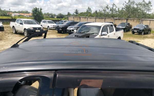 TOYOTA HILUX 2.4G DC 4X4