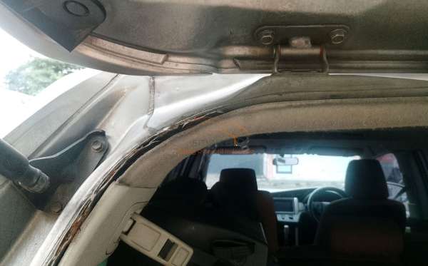 TOYOTA INNOVA