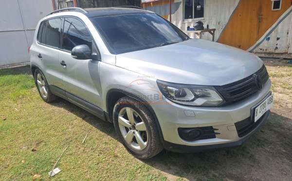 VOLKSWAGEN  TIGUAN  1.4