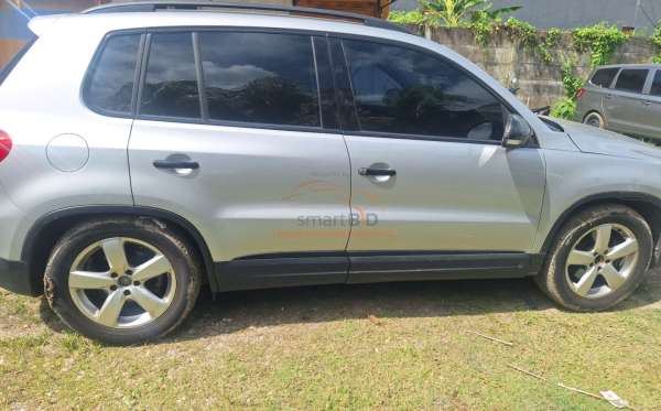 VOLKSWAGEN  TIGUAN  1.4