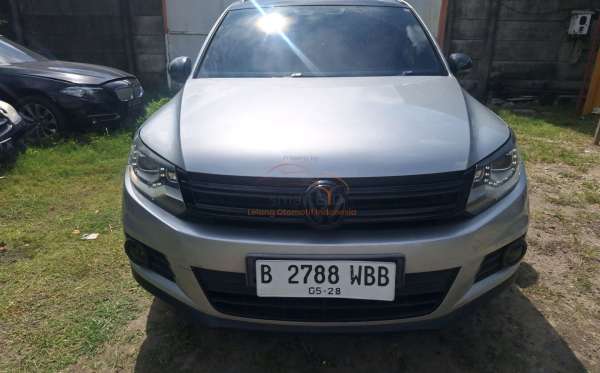 VOLKSWAGEN  TIGUAN  1.4