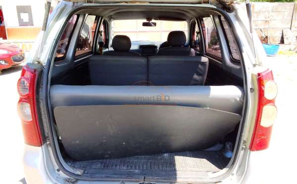 DAIHATSU XENIA