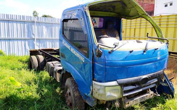 HINO  XZU349R