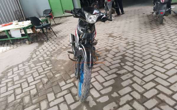 HONDA  REVO