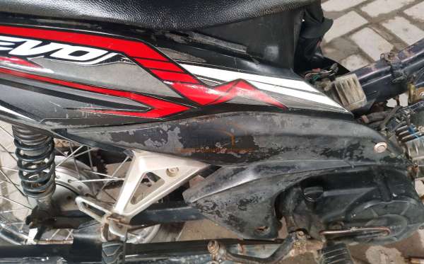 HONDA  REVO