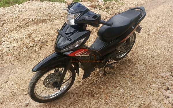 HONDA  REVO FIT