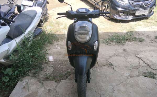 HONDA SCOOPY PRESTIGE