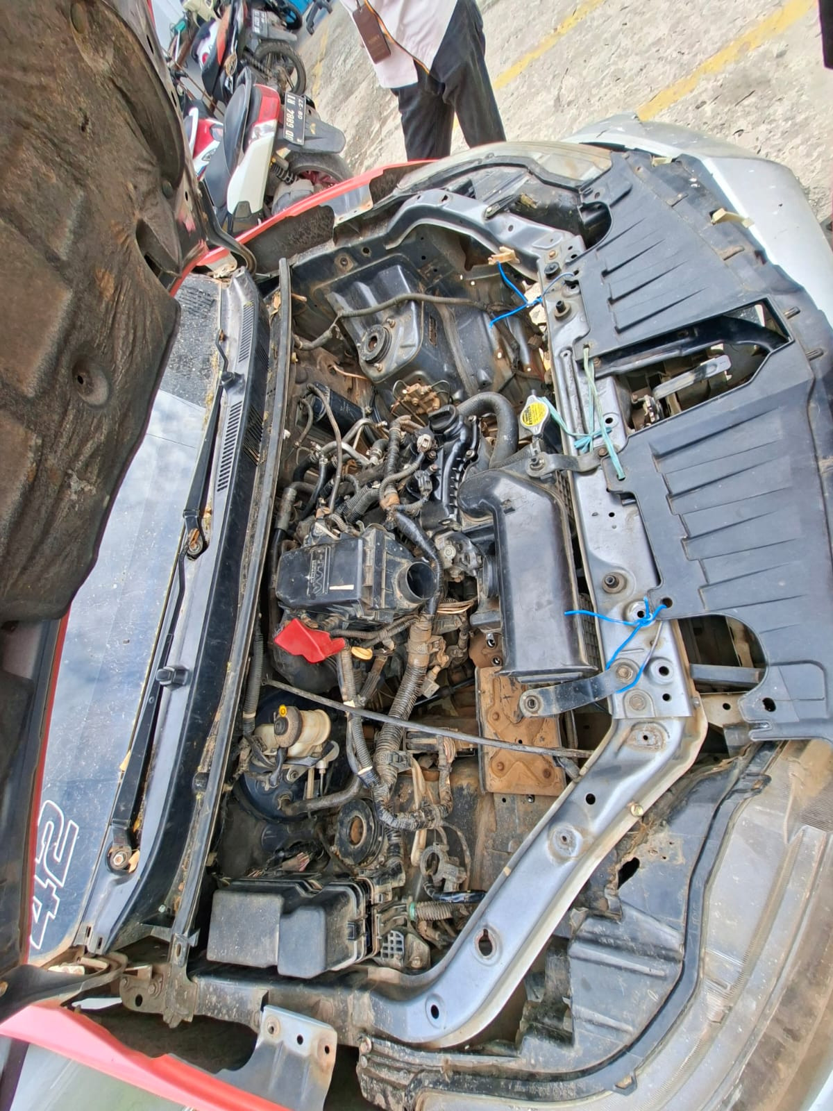 DAIHATSU  XENIA  R