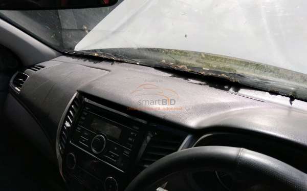 MITSUBISHI TRITON