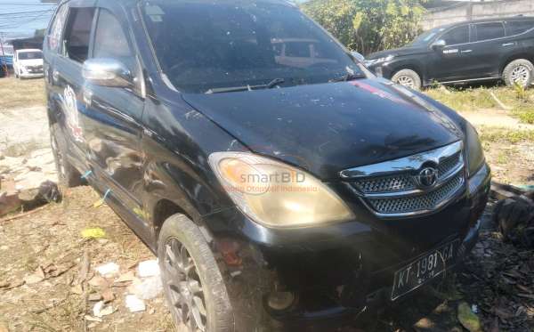 TOYOTA  AVANZA  G