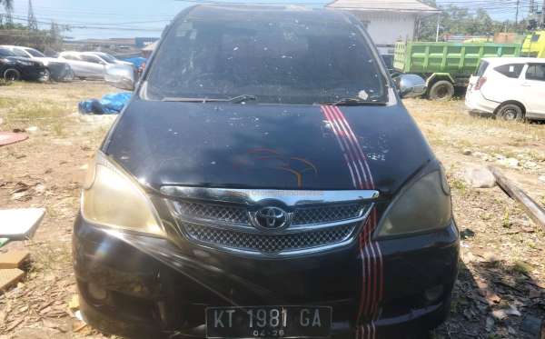 TOYOTA  AVANZA  G