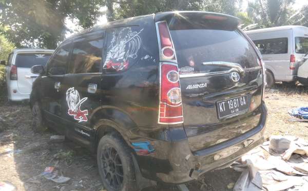 TOYOTA  AVANZA  G