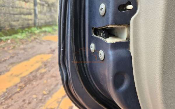 TOYOTA AVANZA E