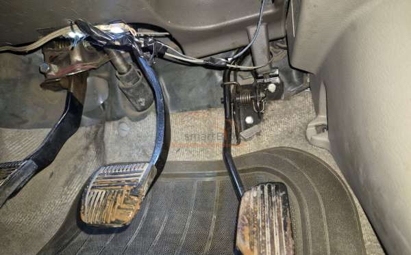 TOYOTA AVANZA E