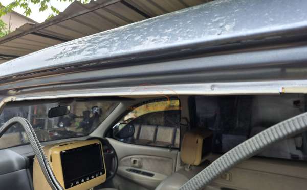 TOYOTA AVANZA E