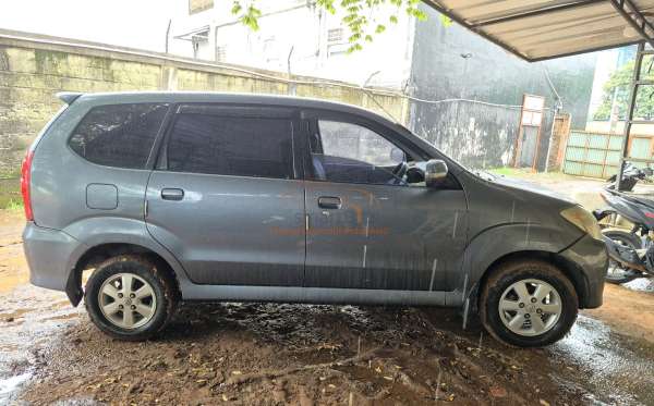 TOYOTA AVANZA E
