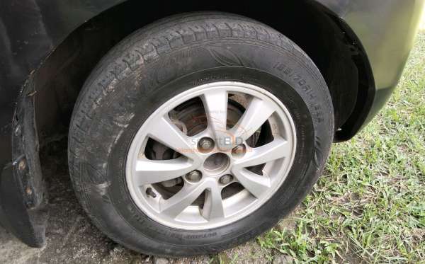 TOYOTA AVANZA