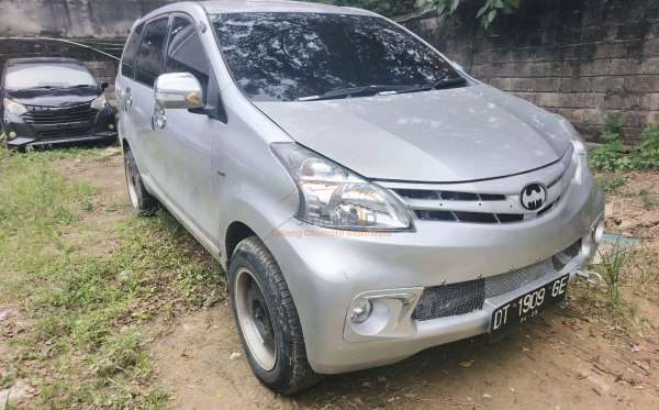 TOYOTA AVANZA 1.3 G