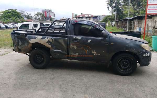 TOYOTA HILUX PICK UP