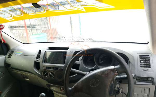 TOYOTA HILUX PICK UP