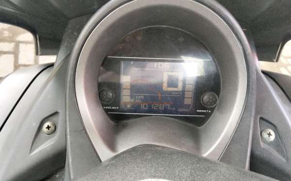 YAMAHA NMAX